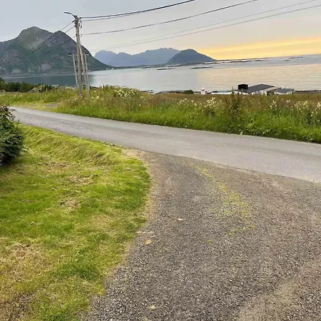 Hus Med Havutsikt I Lofoten