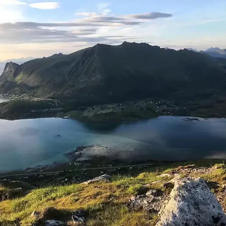 Tatil Evi Hus Med Havutsikt I Lofoten *