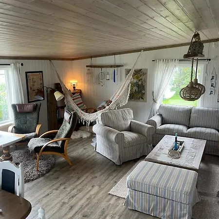Hus Med Havutsikt I Lofoten * Kleppstad