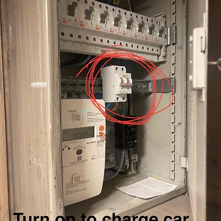 Paradis I Brenna, Lofoten Nyaraló