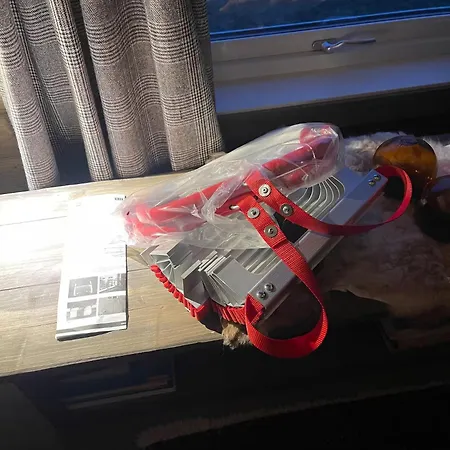 Paradis I Brenna, Lofoten Nyaraló *